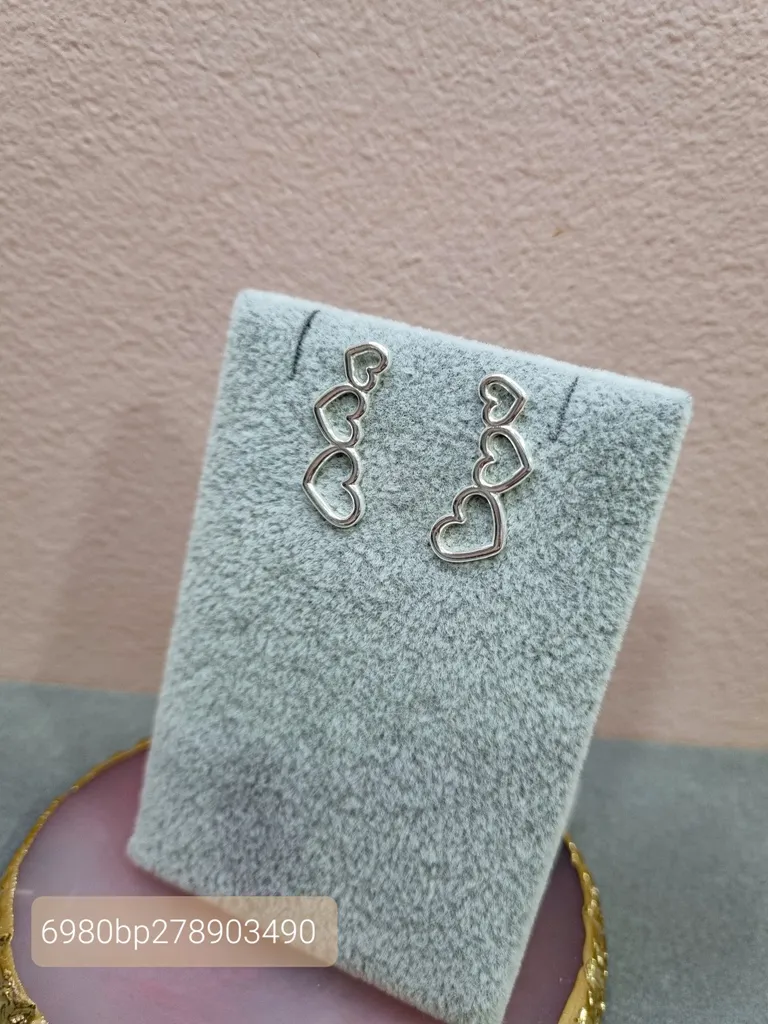 BRINCO PRATA EAR CUFF CORA V