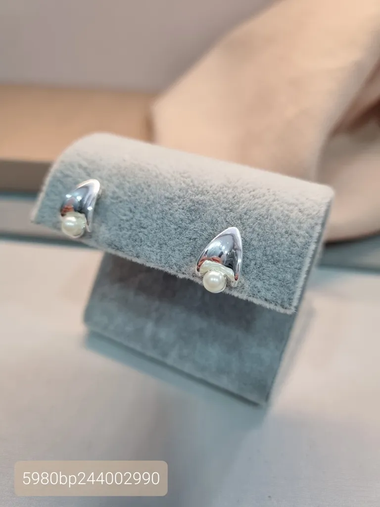 BRINCO PRATA LOSANGO PEROLA