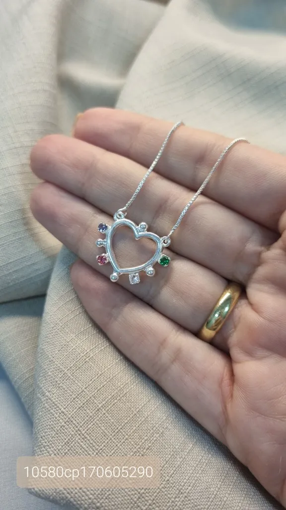 COLAR PRATA CORAÇÃO VAZADO COLOR