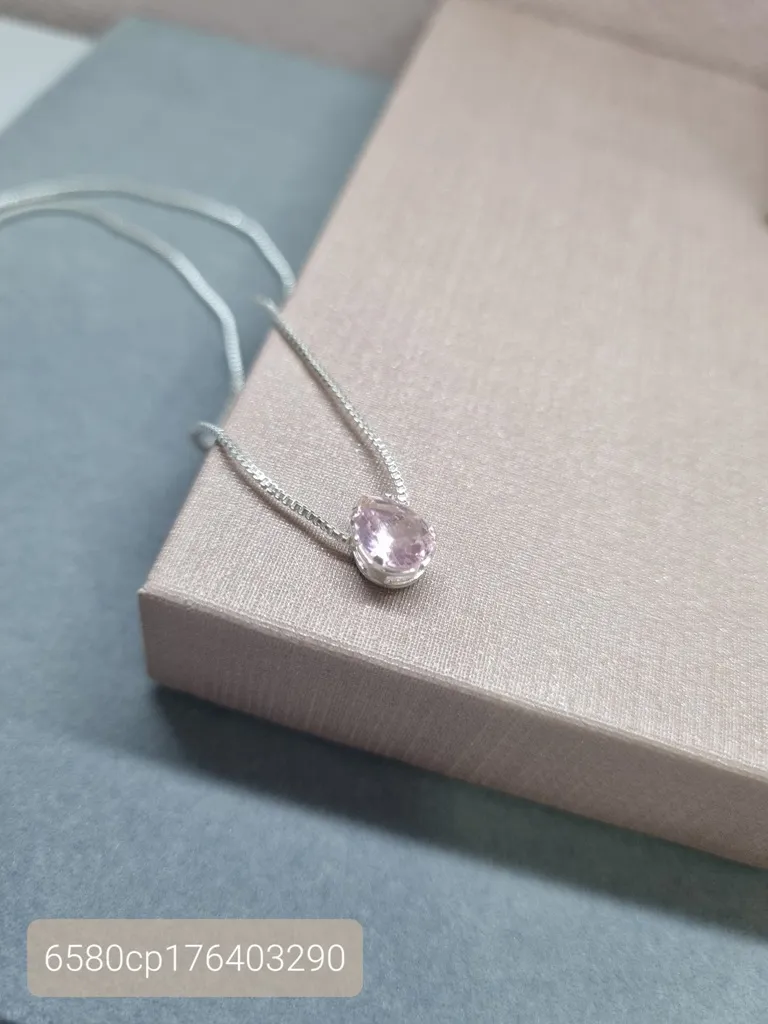 COLAR PRATA GOTINHA ROSINHA