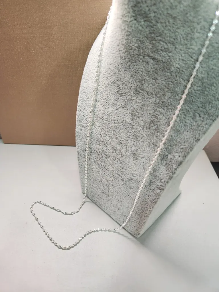 COLAR PRATA LONGO ASPIRAL