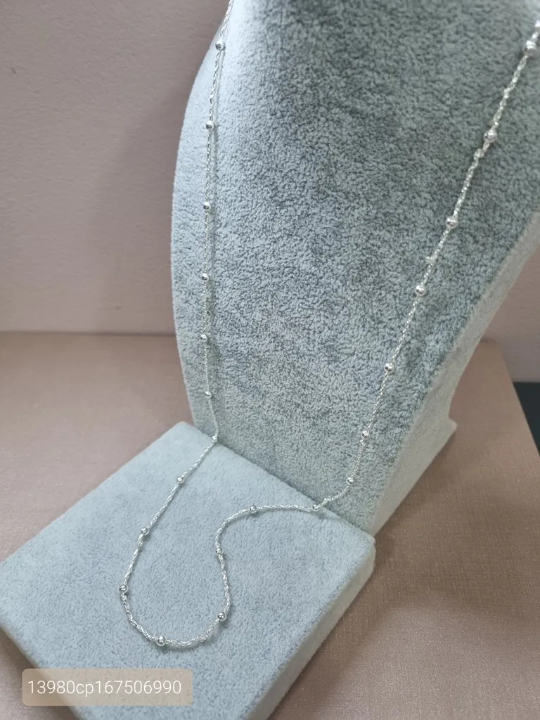 COLAR PRATA LONGO B CORR ENTRELAÇ