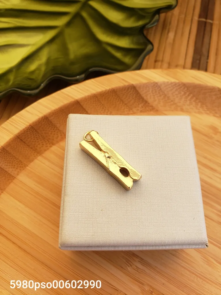 PINGENTE OURO PRENDEDOR