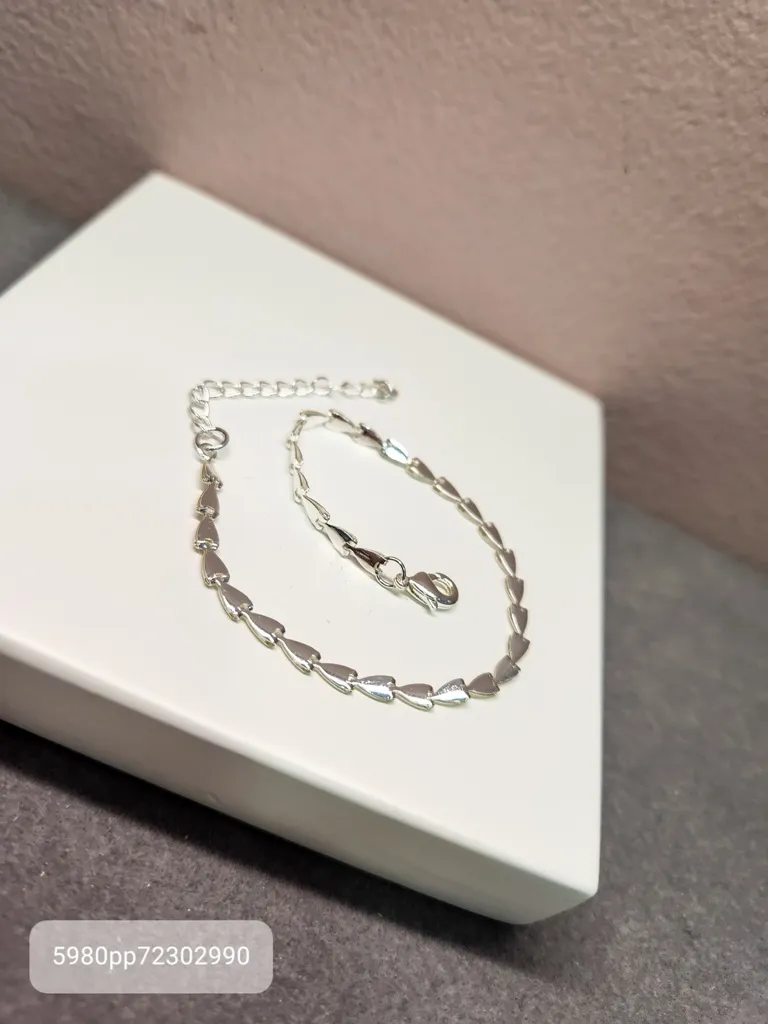 PULSEIRA PRATA SETINHAS