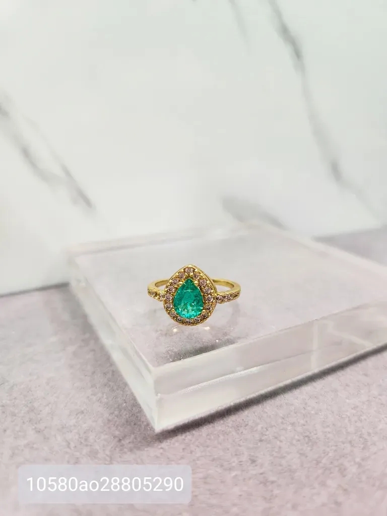 ANEL OURO GOTA VERDE