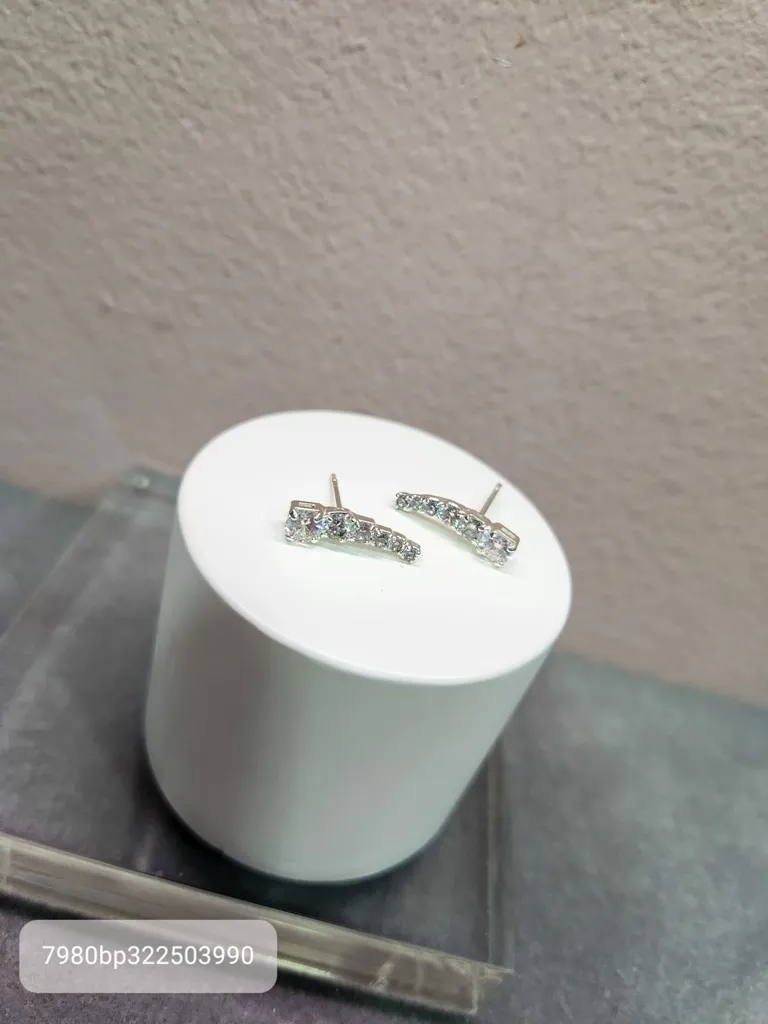 BRINCO PRATA EAR CUFF ZIRC CLASSIC