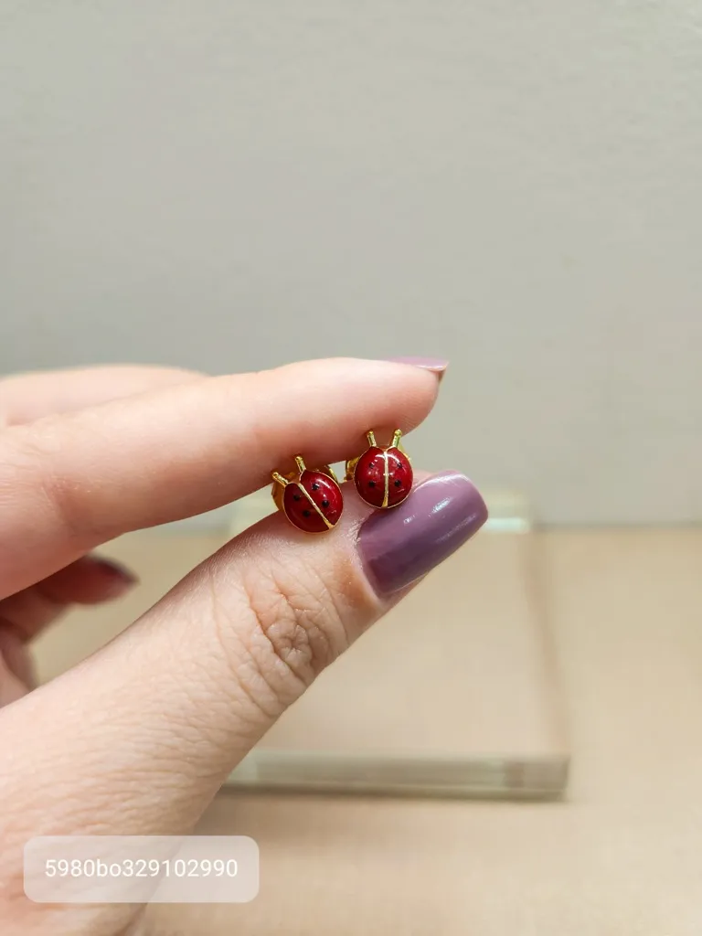 BRINCO OURO JOANINHA