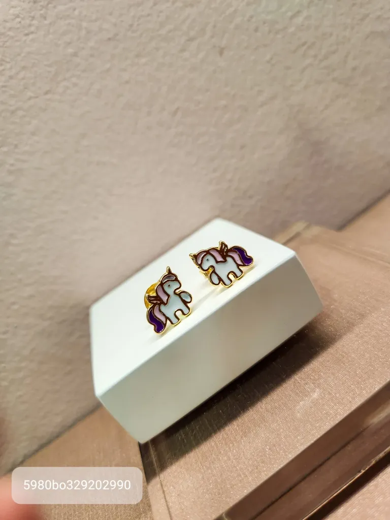 BRINCO OURO UNICORNIO