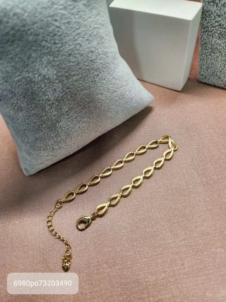 PULSEIRA OURO GOTAS VAZADAS
