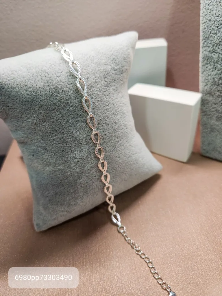 PULSEIRA PRATA GOTAS VAZADAS