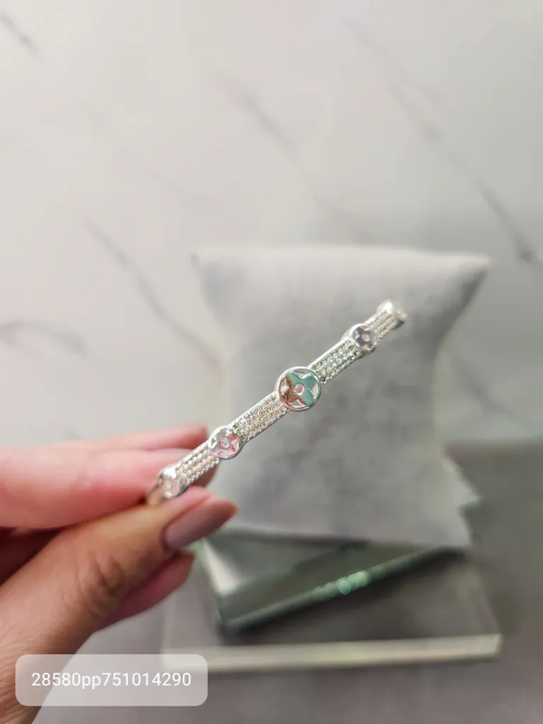 BRACELETE PRATA TREVO ZIRC