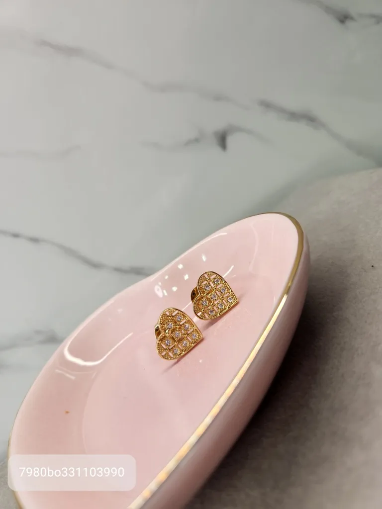 BRINCO OURO CORAÇÃO ARABESCO Z