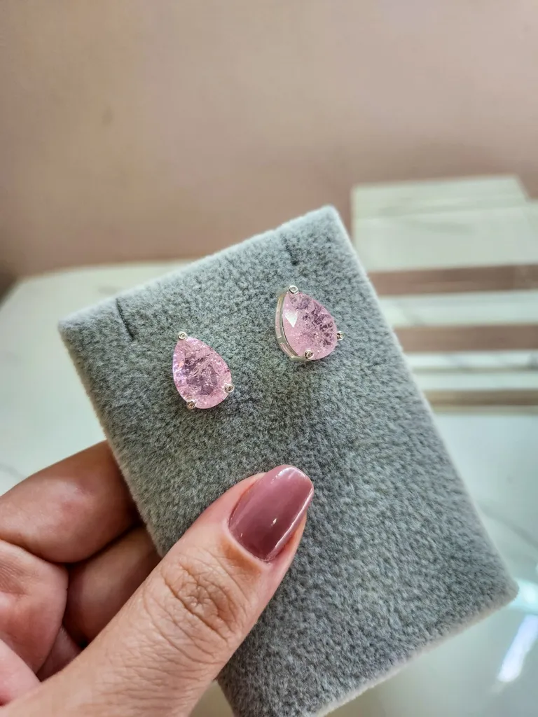 BRINCO PRATA GOTA 3 PONTOS ROSINHA