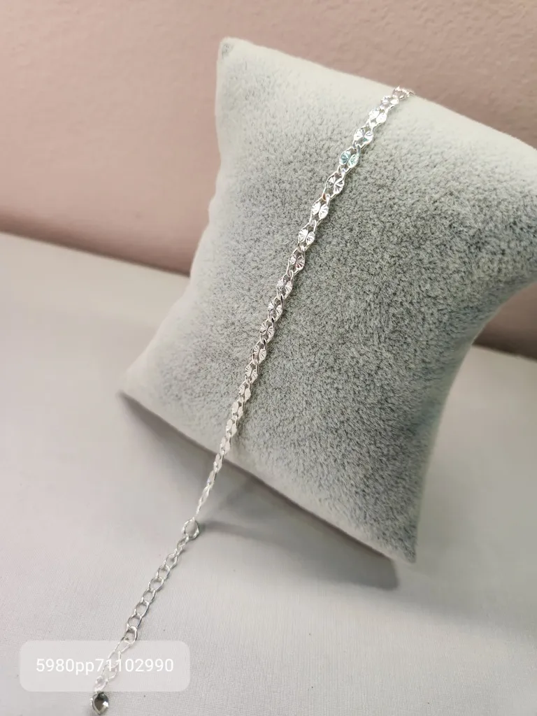 PULSEIRA PRATA LOSANGOS DESENHADOS