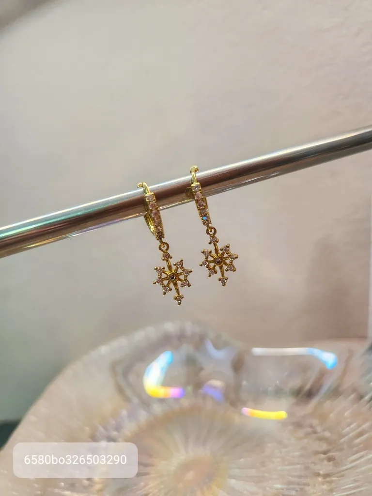 BRINCO OURO ARGOLINHA FLASH ZIRC