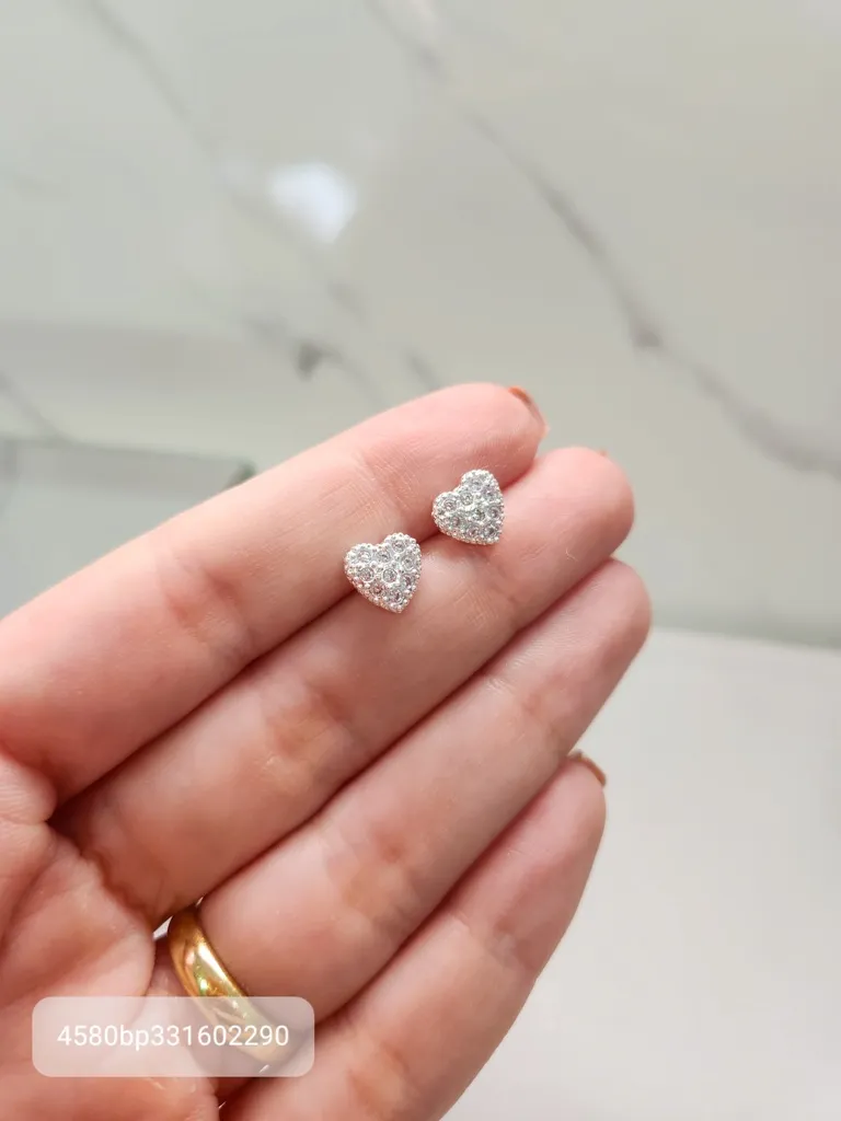 BRINCO PRATA CORAÇÃO CRAV