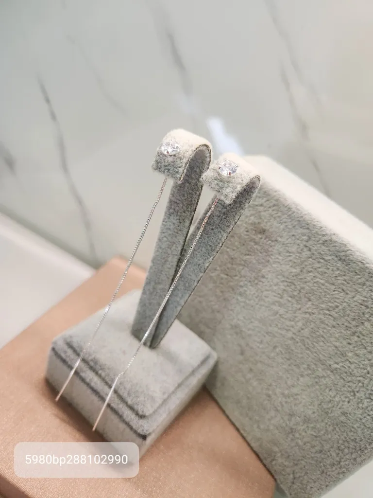 BRINCO PRATA ZIRC VENEZIANA