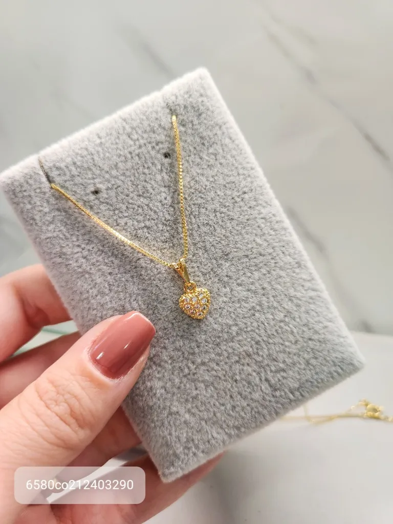 COLAR OURO CORAÇÃO CRAV