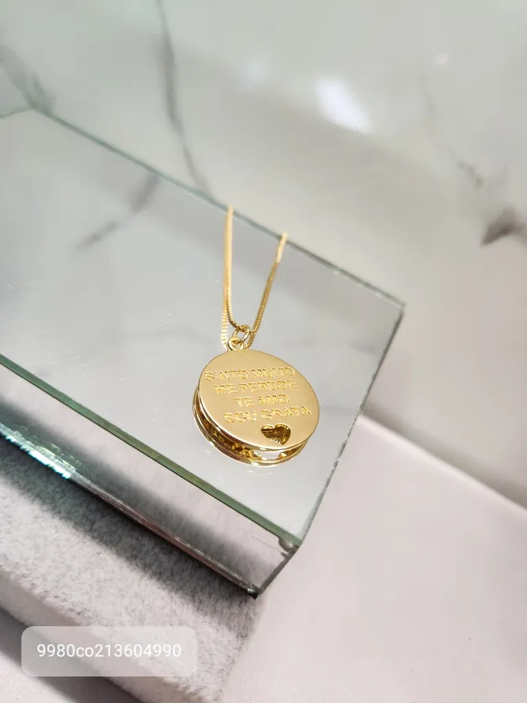 COLAR OURO SINTO MUITO...