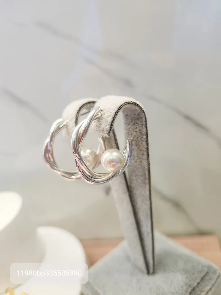 BRINCO ARGOLA PRATA PINO ENTRELA PÉR