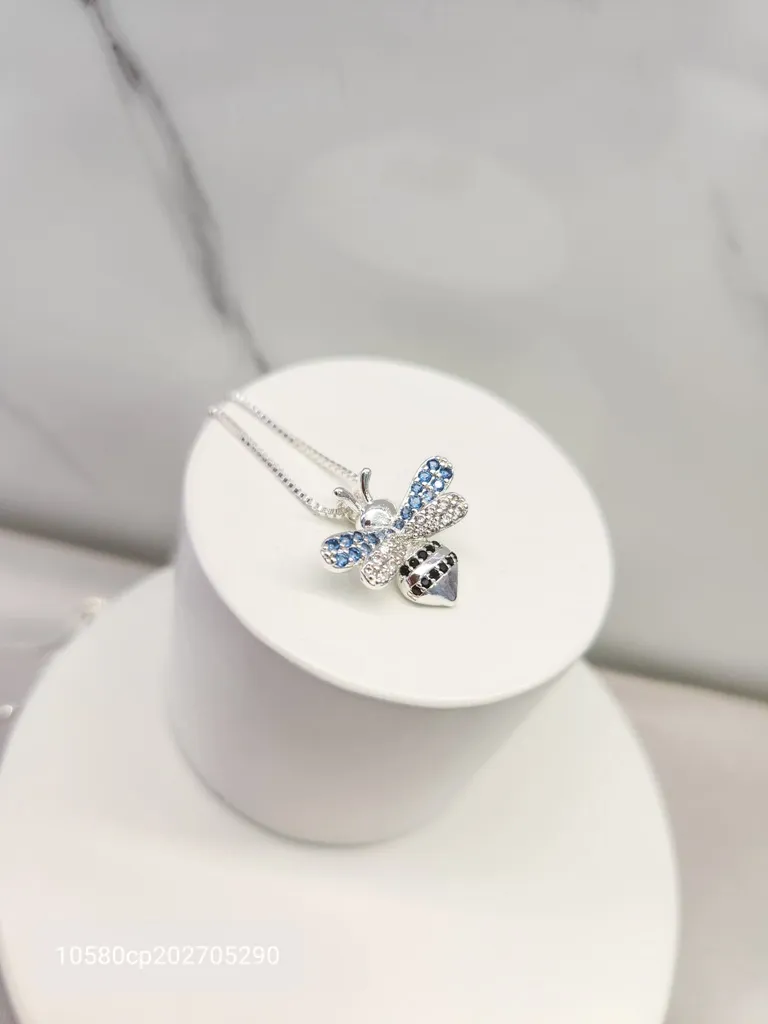 COLAR PRATA ABELHINHA