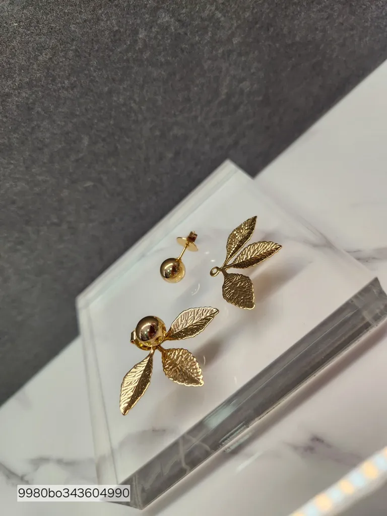 BRINCO OURO 2 EM 1 FOLHAS