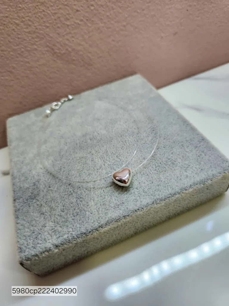 COLAR INVISÍVEL CORAÇ LISO PRATA