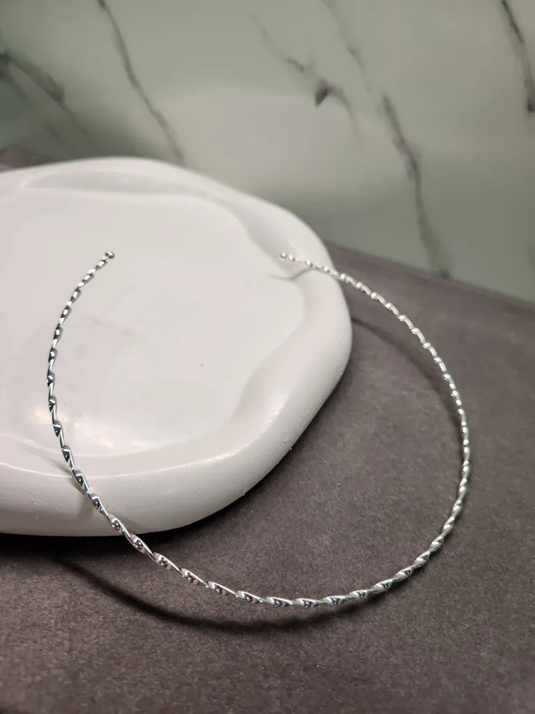 COLAR PRATA GARGANTILHA RÍG  TORC