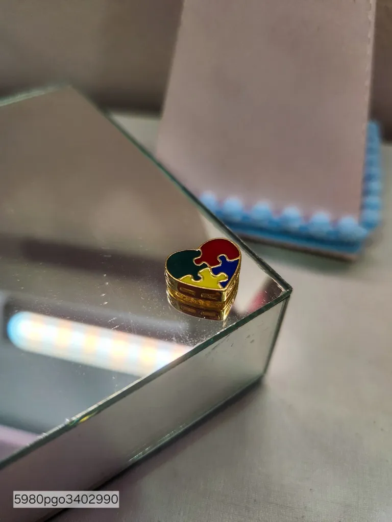 PINGENTE OURO AUTISMO