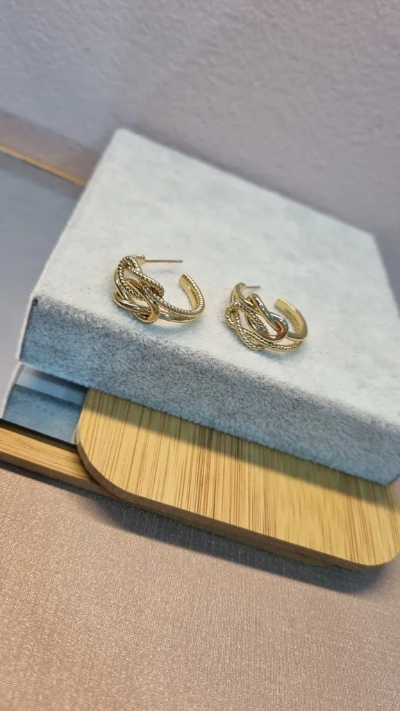 BRINCO OURO ARGOLA NÓ