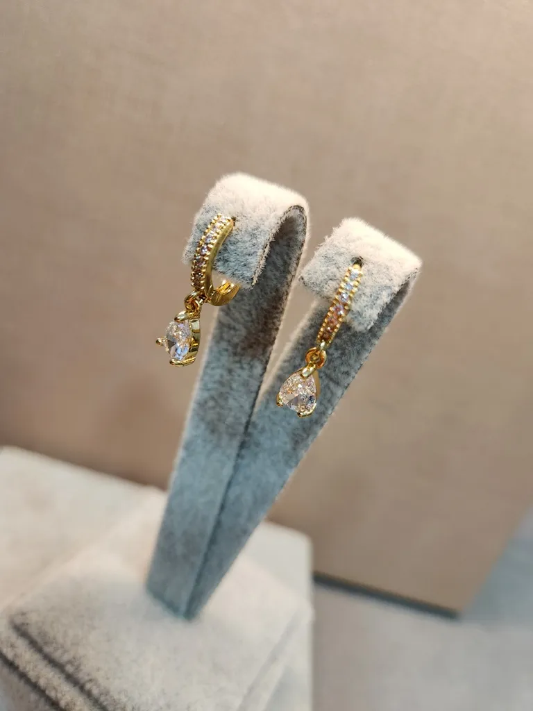 BRINCO OURO ARGOLA TRANQ GOTA