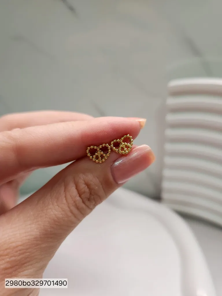 BRINCO OURO CORAÇÃO PAZ E AMOR