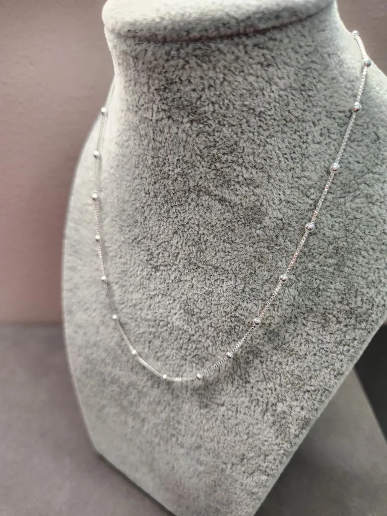 COLAR  PRATA BOLINHAS