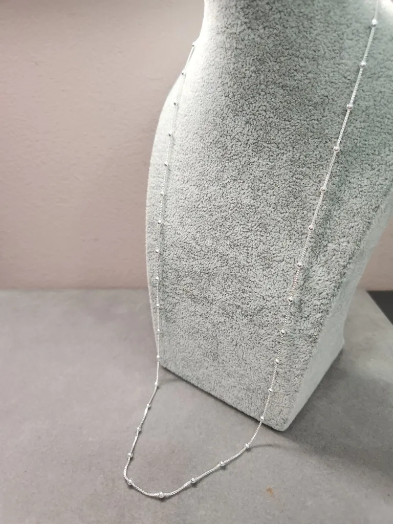 COLAR PRATA LONG BOLINHAS
