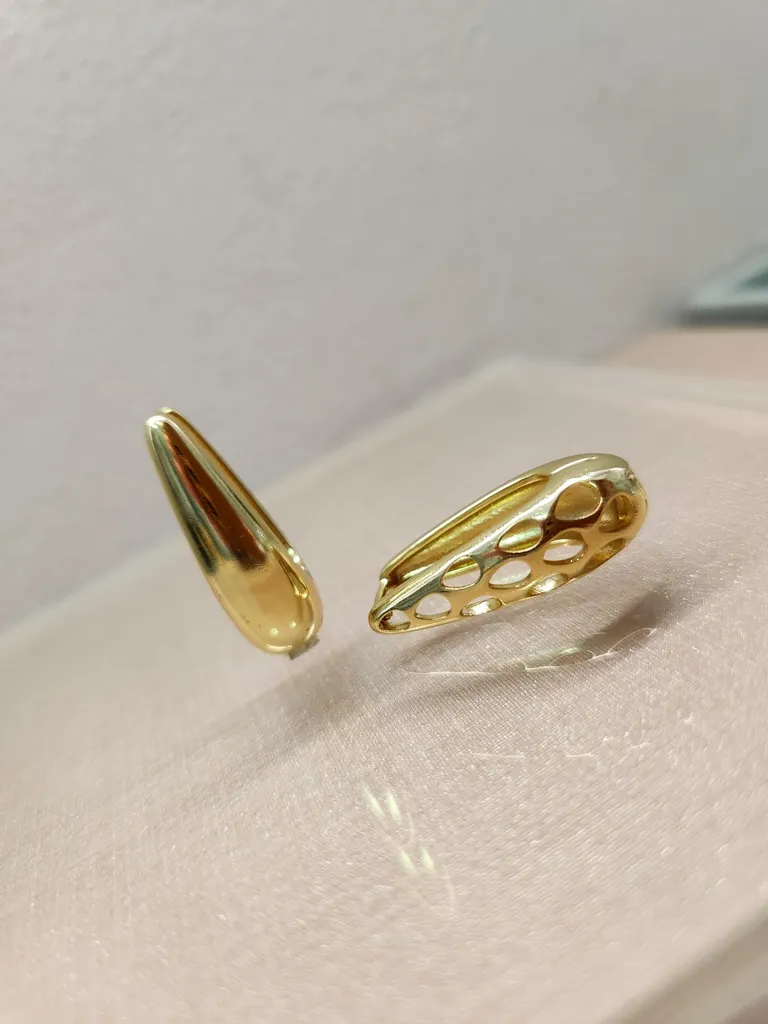 BRINCO OURO ARGOLA GOTA L G