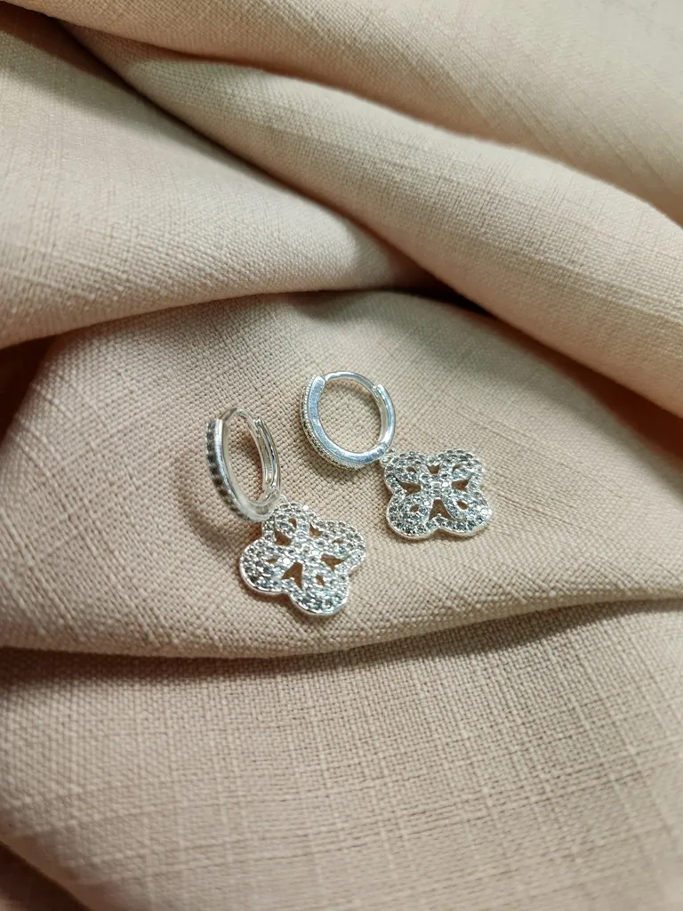 BRINCO PRATA ARG TREVO V Z