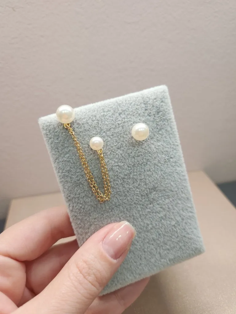 BRINCO OURO PÉROLA CORR