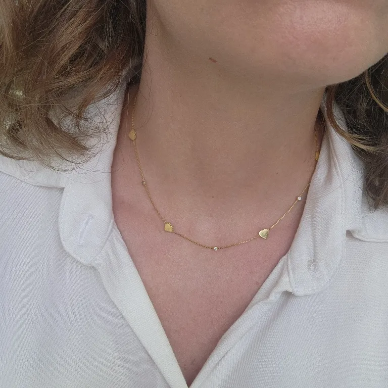 COLAR OURO CORAÇÕES PONTO DE LUZ