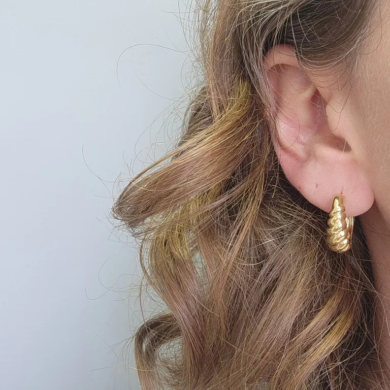 BRINCO OURO CROISSANT