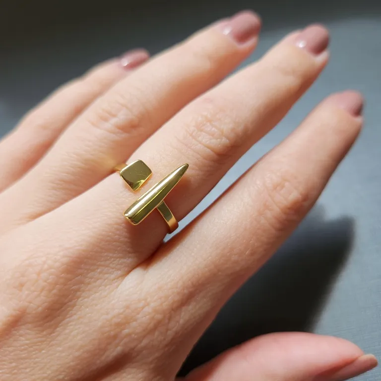 ANEL OURO AJUSTÁVEL PONTA QUADRADO