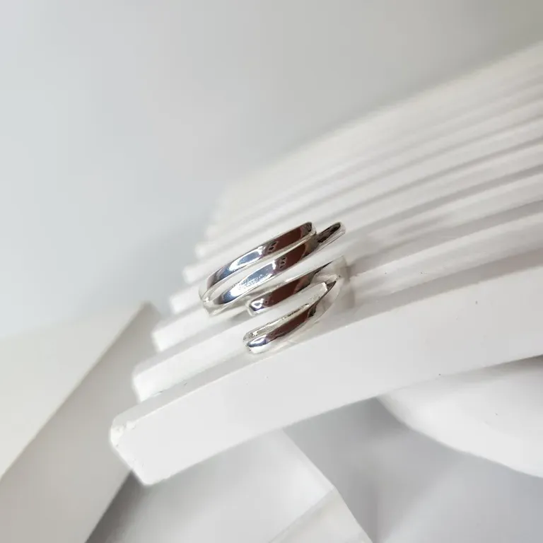 ANEL PRATA AJUSTÁVEL 4 PONTAS