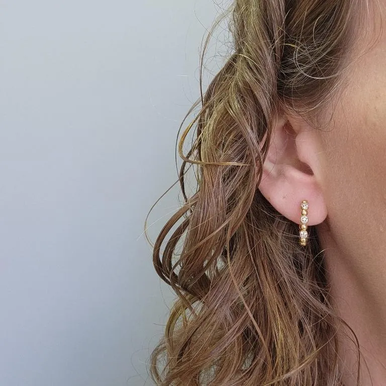 BRINCO OURO ARGOLA BOLINHAS L Z