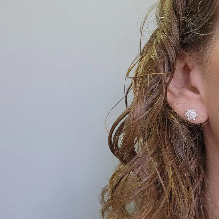 BRINCO PRATA ZIRCÔNIAS