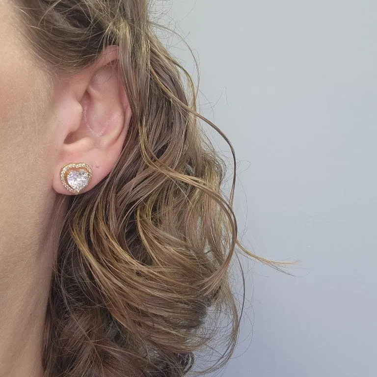 BRINCO OURO CORAÇÃO LUXO