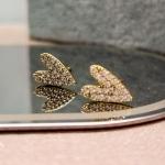 BRINCO OURO CORAÇÃO TORTO