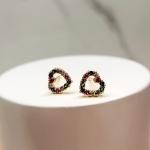 BRINCO OURO CORAÇÃO Z COLOR