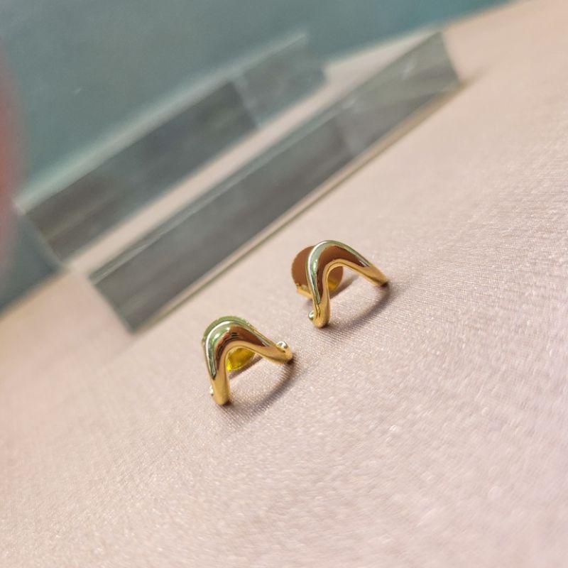 BRINCO OURO EAR HOOK 2 GARRAS LISA P