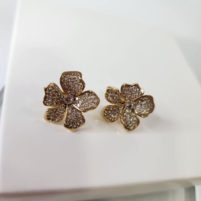 BRINCO OURO FLOR ZIRC