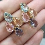 BRINCO OURO LOSANGO GOTA COLOR