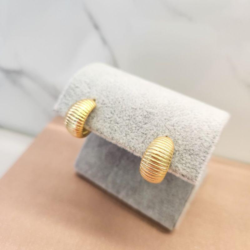 BRINCO OURO MEIA ARGOLA TATU